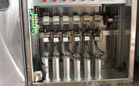 低壓電力電容器爆炸的原因是什么？